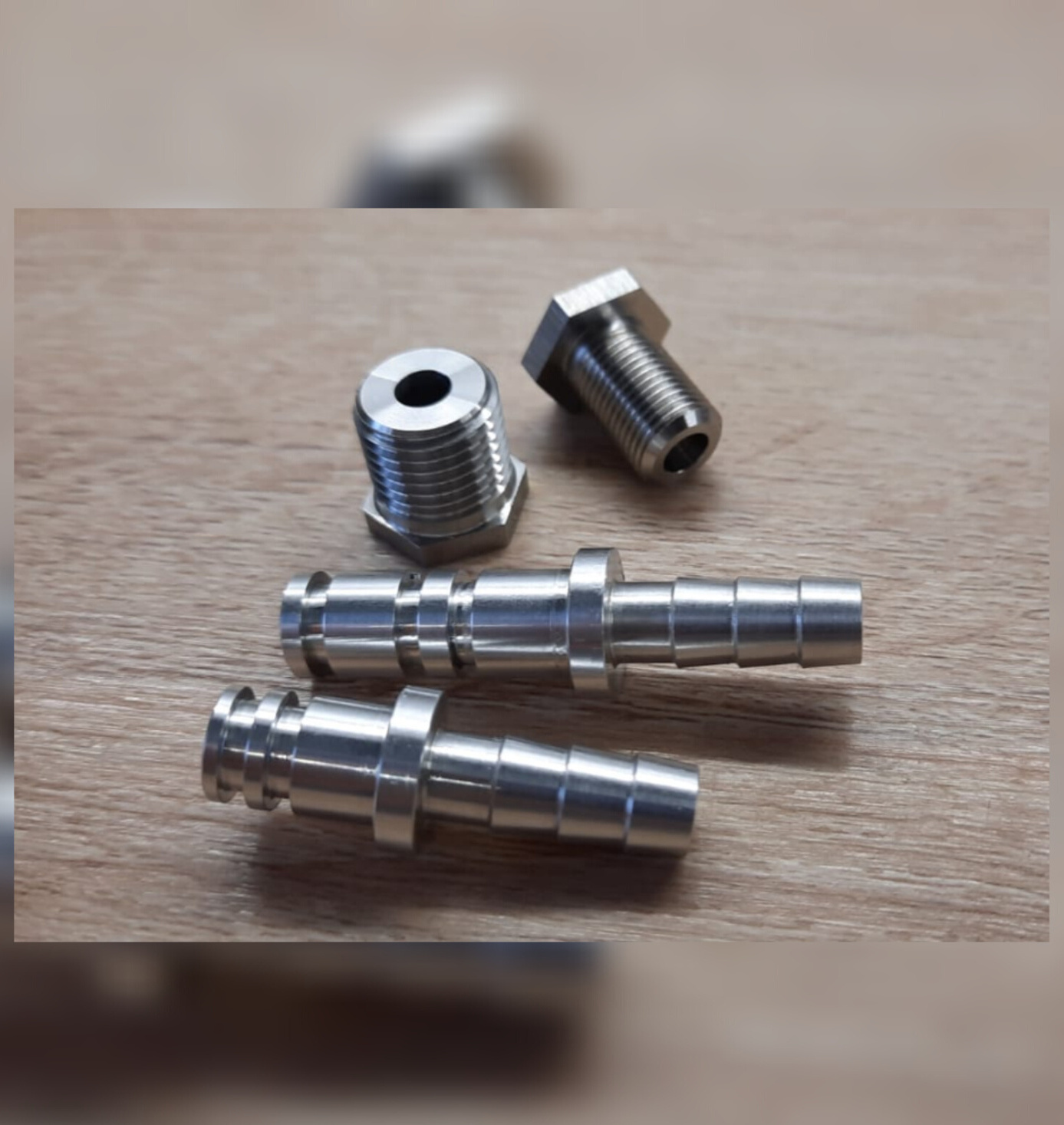 Винт и ниппель. Токарно-автоматная обработка. Винт и ниппель